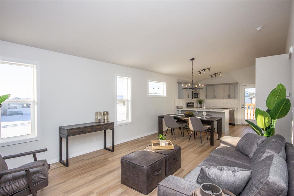 Picture for 5 Beacon Hill Drive 