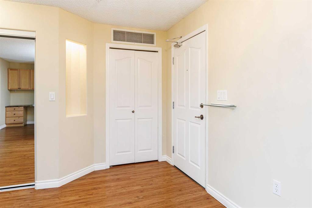 Picture for 214, 18 Averill Street 