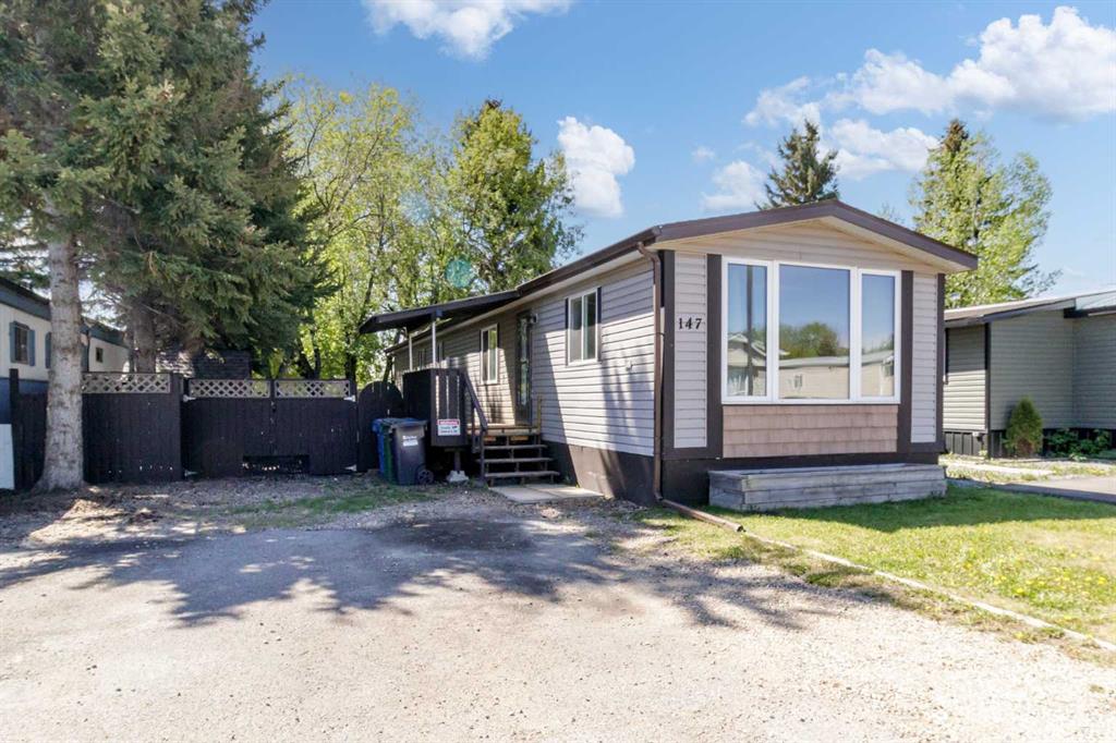 Picture for 147, 5344 76 Street 
