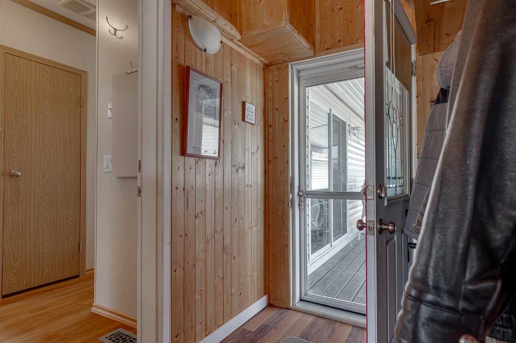 Picture for 29A, 10046 Township Road 422  