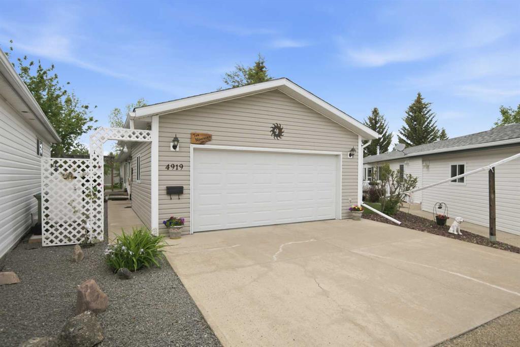 Picture for 4919 Doncaster Avenue 