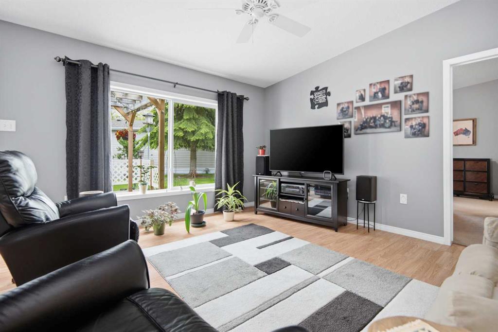Picture for 4919 Doncaster Avenue 