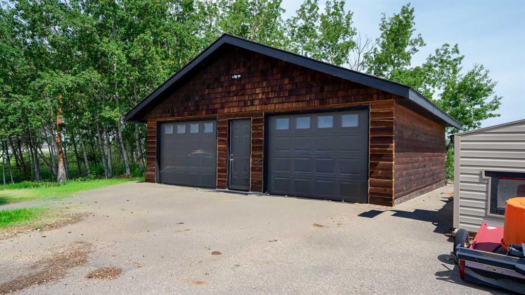 Picture for 37311 Range Road 283  