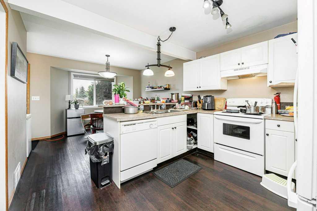 Picture for 9 Lakeview Close 