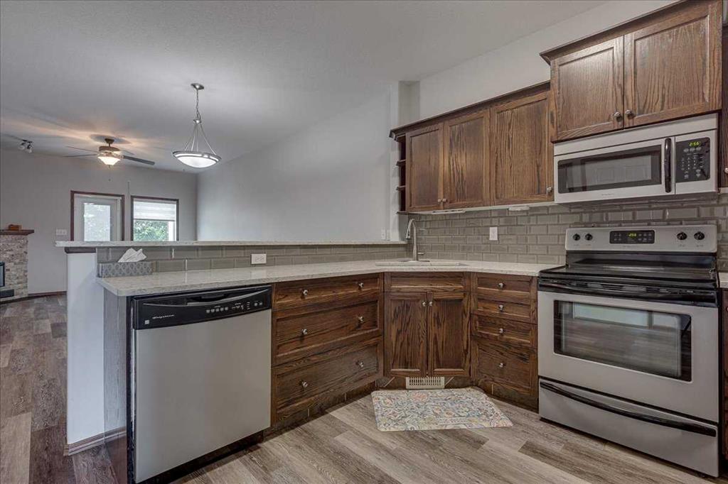 Picture for 12, 939 Ramage Crescent 