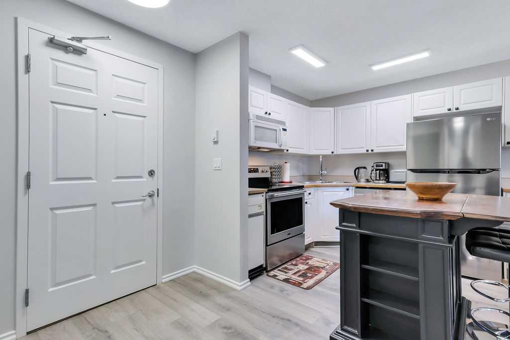 Picture for 111, 60 Jacobs Close 