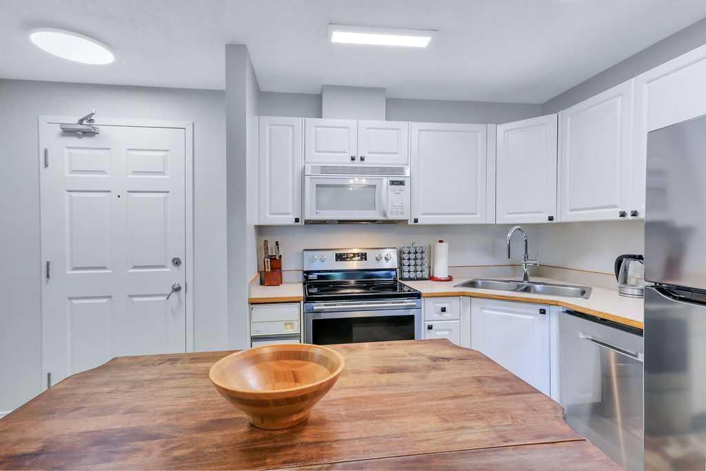 Picture for 111, 60 Jacobs Close 
