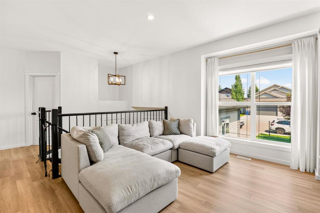 Picture for 17 Alderwood Close 