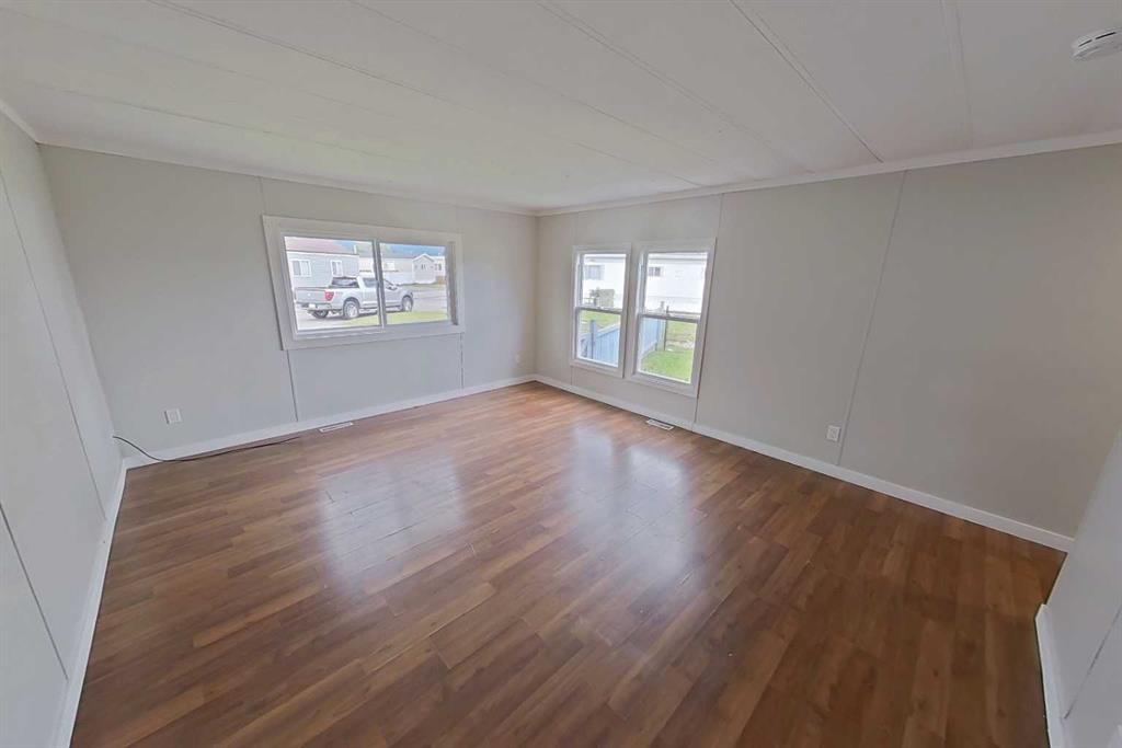 Picture for 212, 5344 76 Street 