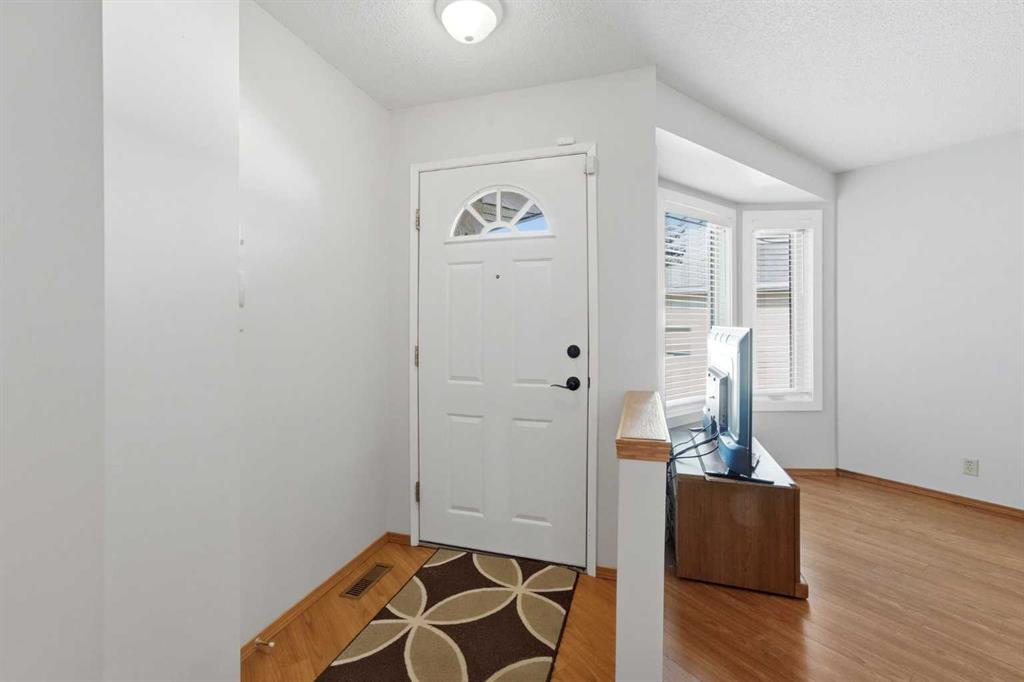 Picture for 180 Doran Crescent 