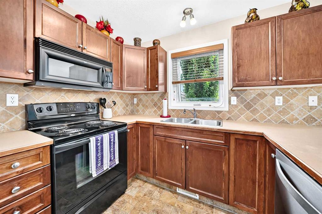 Picture for 79 Lawford Avenue 