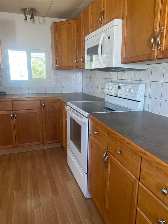 Picture for 818, 6834 59 Avenue 