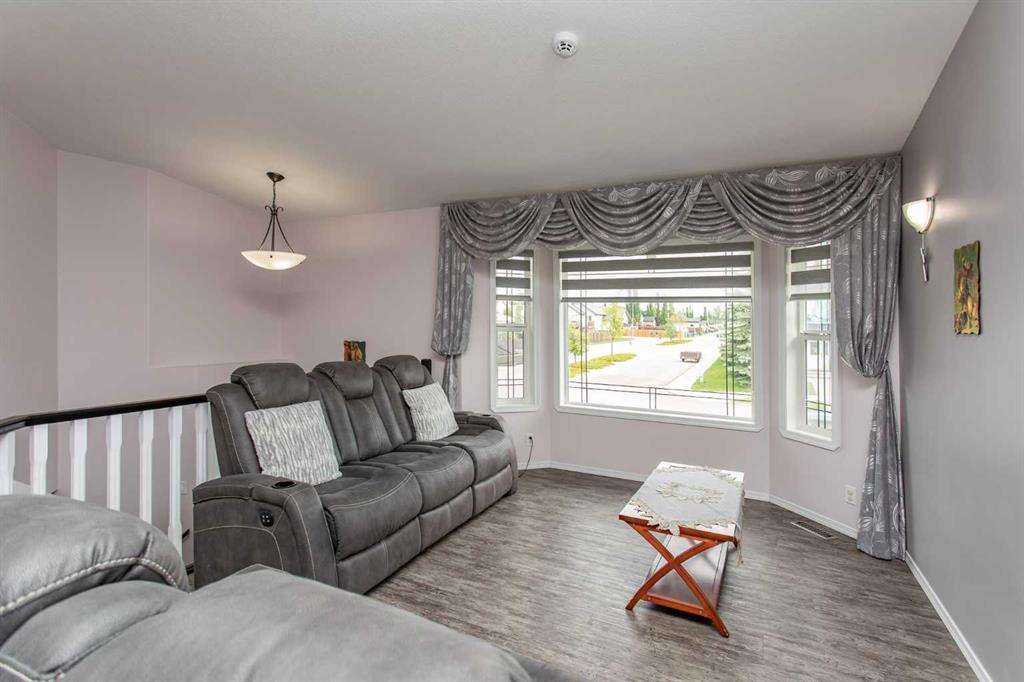 Picture for 71 Vanier Drive 