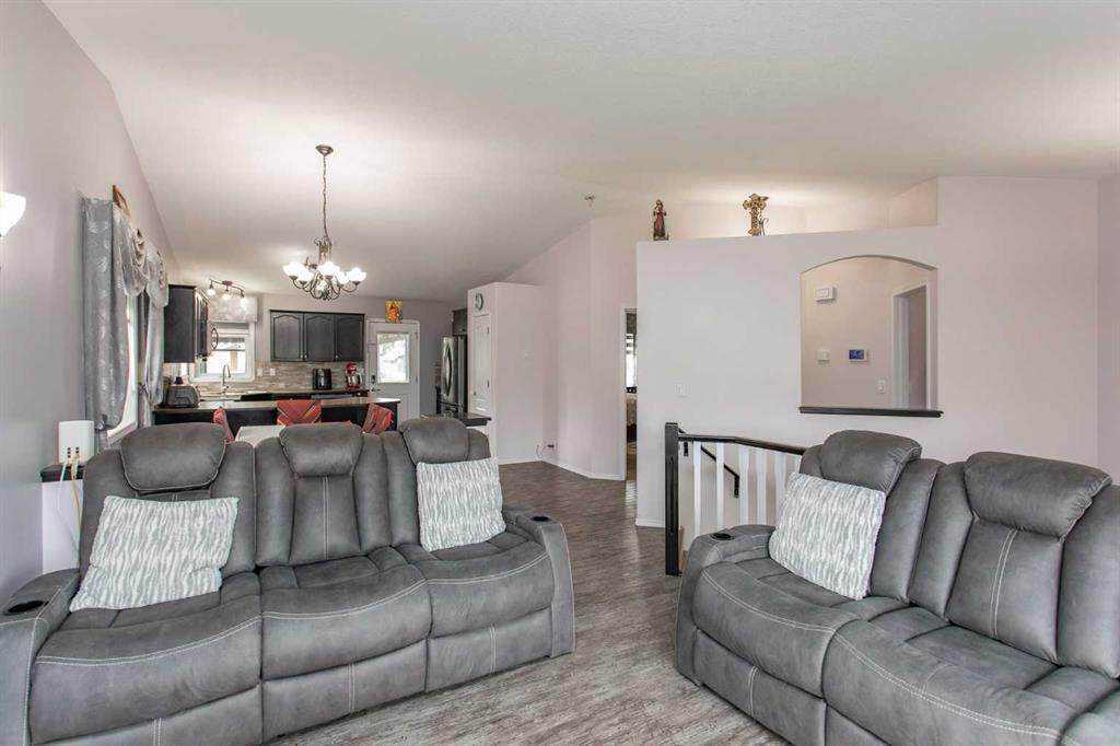 Picture for 71 Vanier Drive 