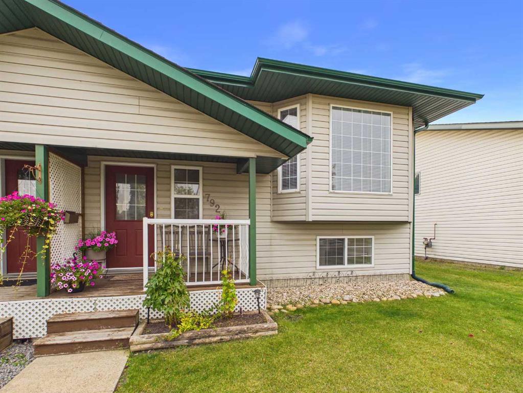 Picture for 792 Lancaster Drive 