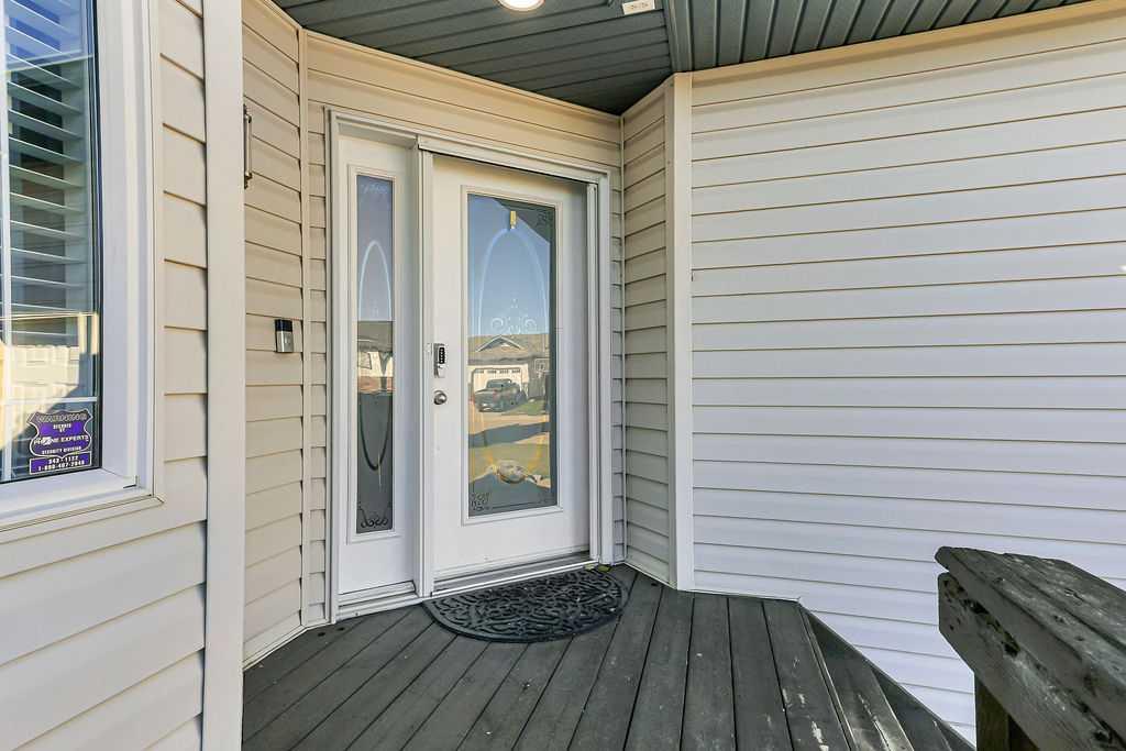 Picture for 124 Lamont Close 