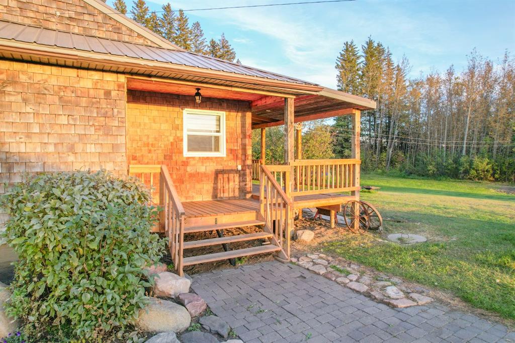Picture for 42246 Range Road 220  