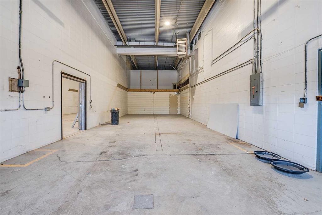 Picture for 11, 7727 50 Avenue 