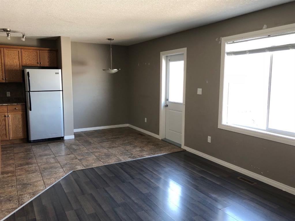 Picture for 31, 6802 50 Avenue 