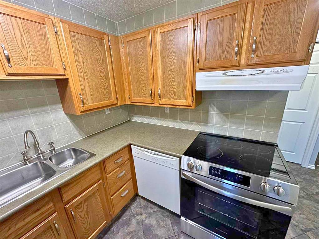 Picture for 102, 7031 Gray Drive 