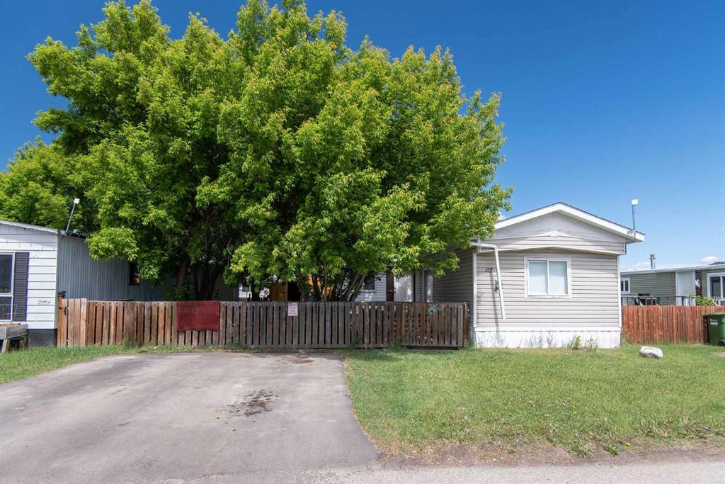 Picture for 237, 5344 76 Street 