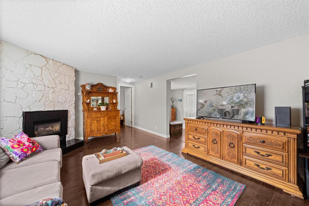 Picture for 4906 55 Avenue 
