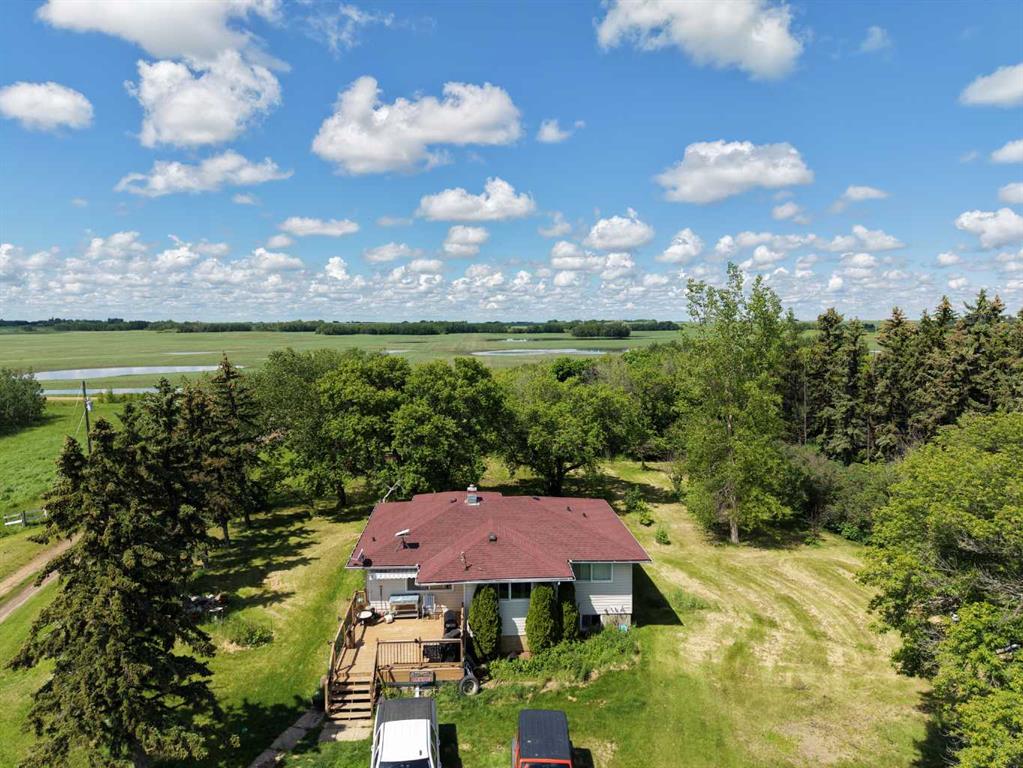 Picture for 45563 Range Road 161  