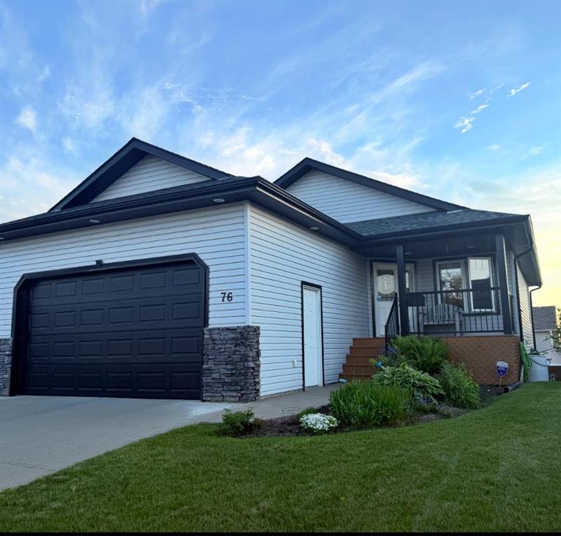 Picture for 76 Lakeway Boulevard 
