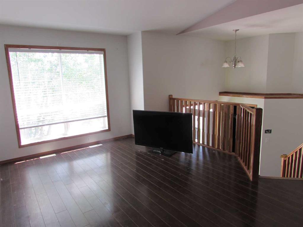 Picture for 5204 Landsdowne Avenue 