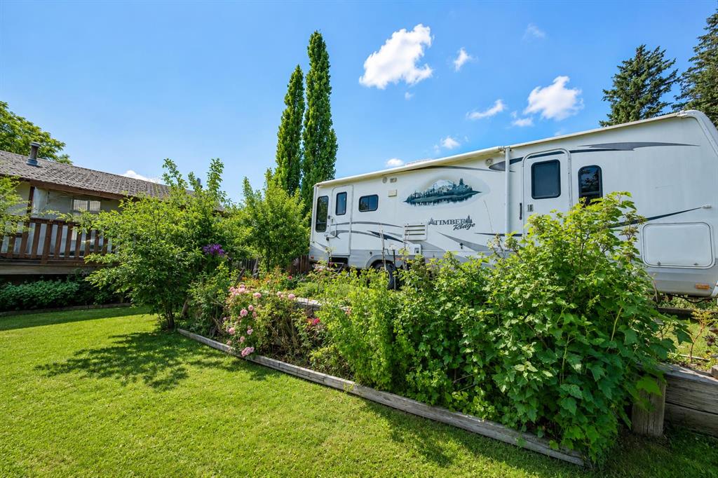 Picture for 5035 58 Street Close 