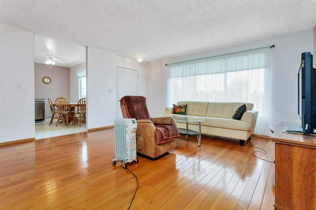 Picture for 6739 59th Avenue 