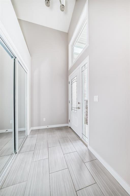 Picture for 110 CEDAR Square 