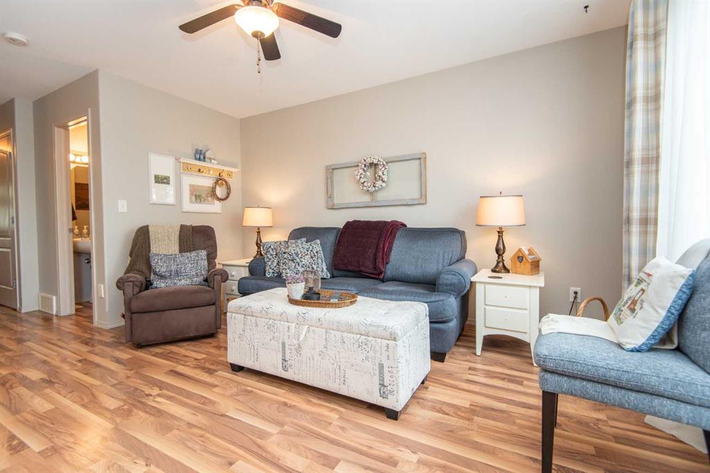 Picture for 232 Ibbottson Close 