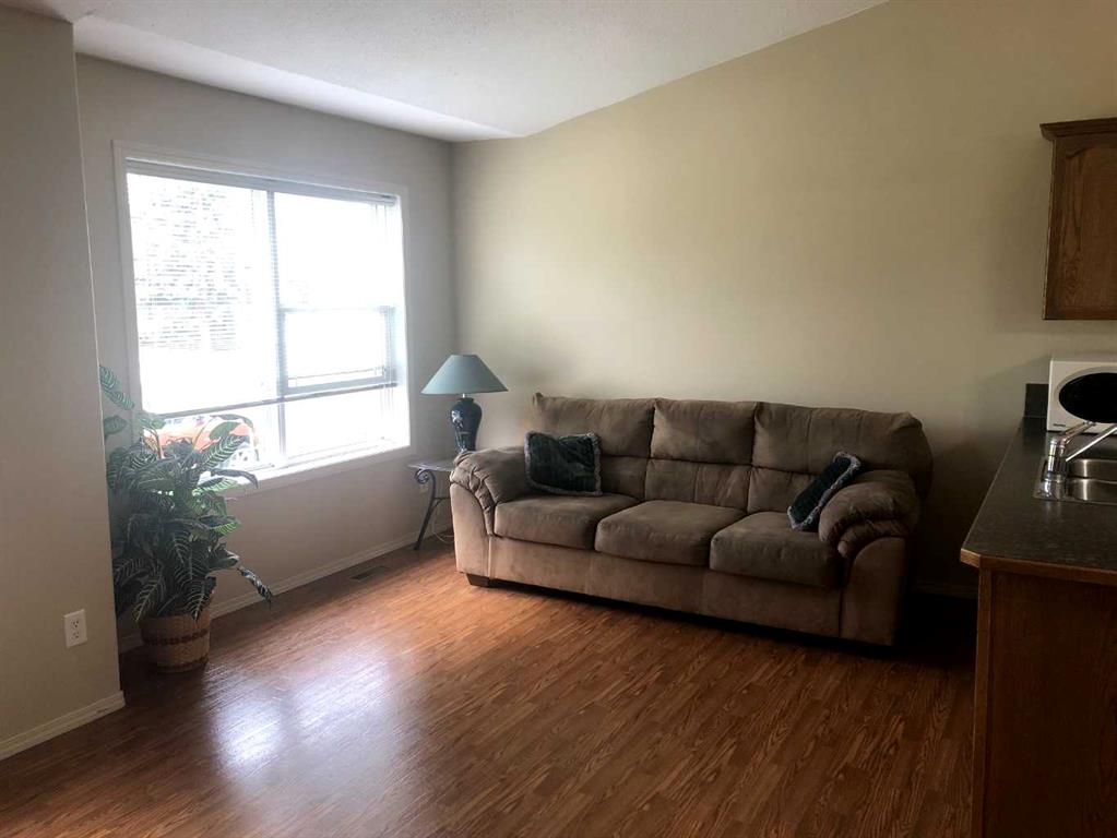Picture for 7017 Deer Street 