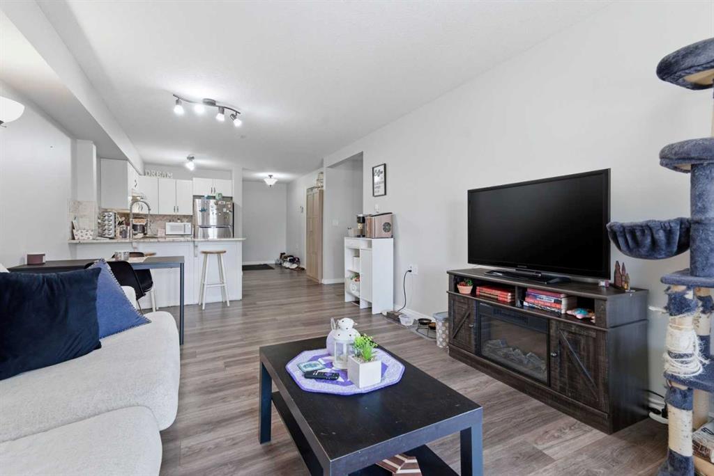 Picture for 223, 80 Kelloway Crescent 