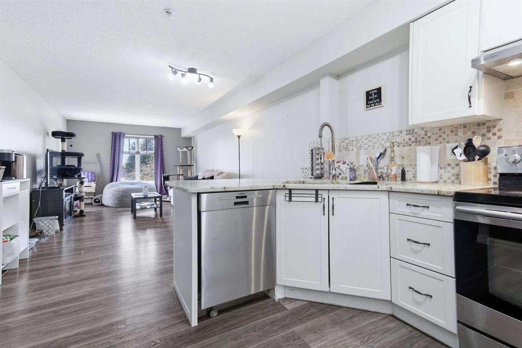 Picture for 223, 80 Kelloway Crescent 