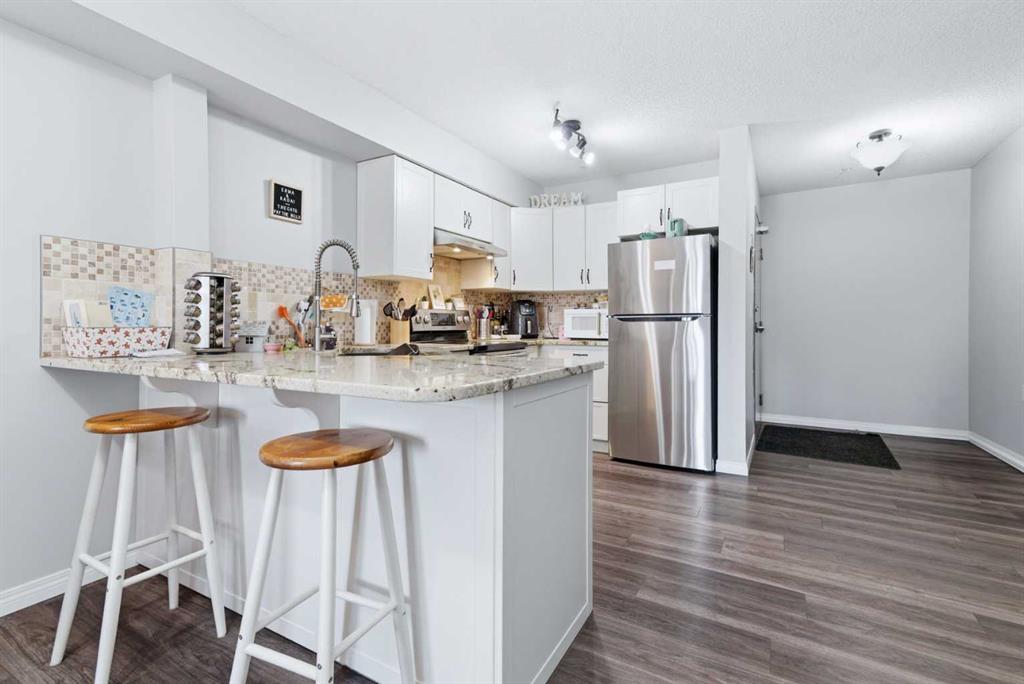 Picture for 223, 80 Kelloway Crescent 