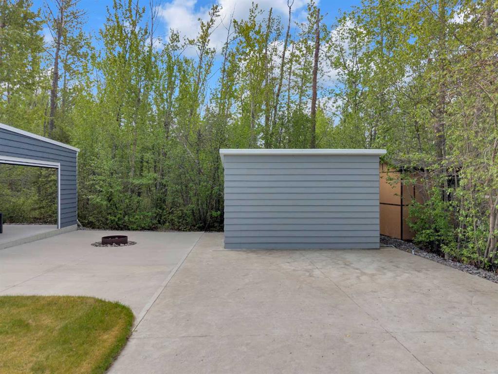 Picture for 30, 41310 Range Road 282  