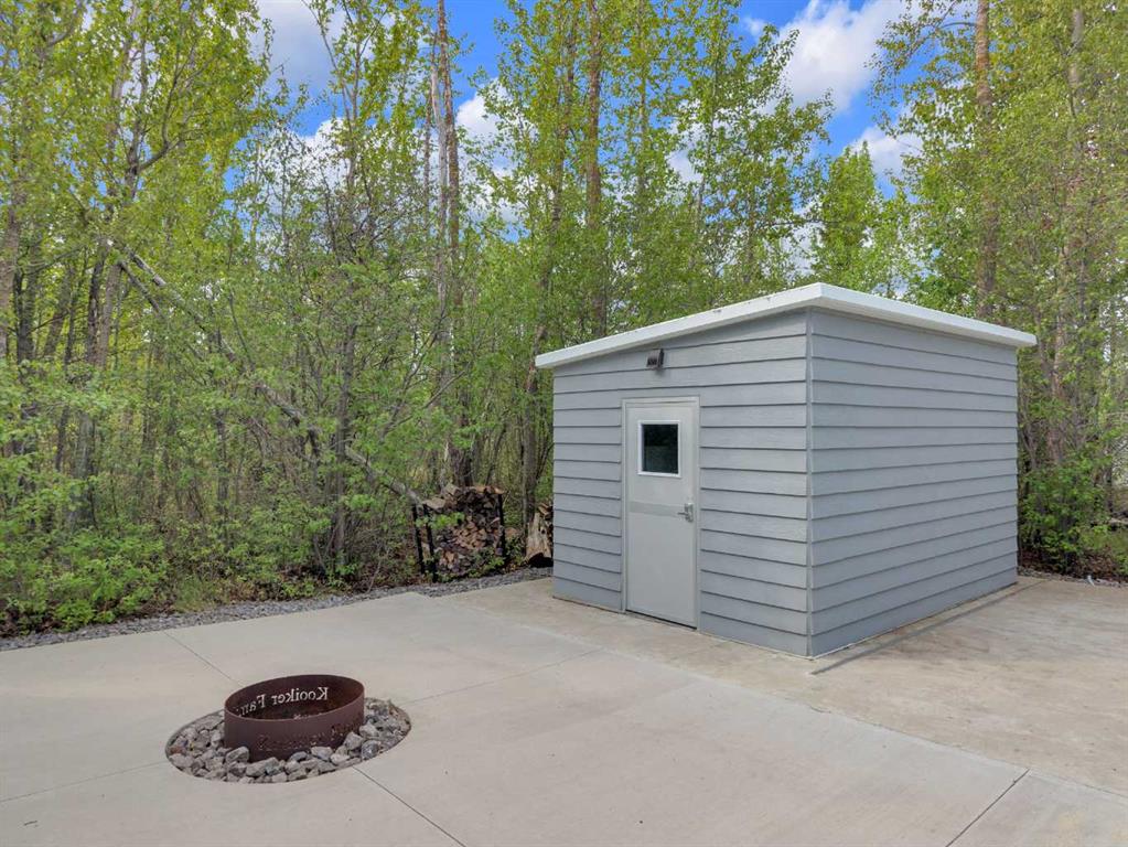 Picture for 30, 41310 Range Road 282  