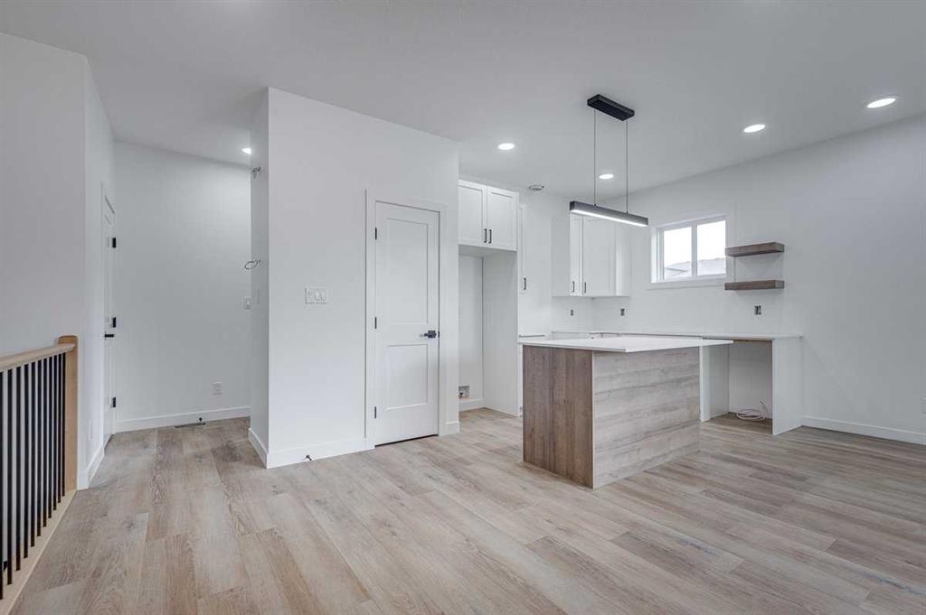 Picture for 4, 5537 51 Avenue 
