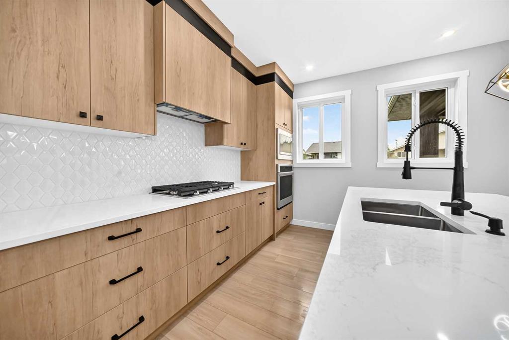 Picture for 14 Napoleon Meadows Way  