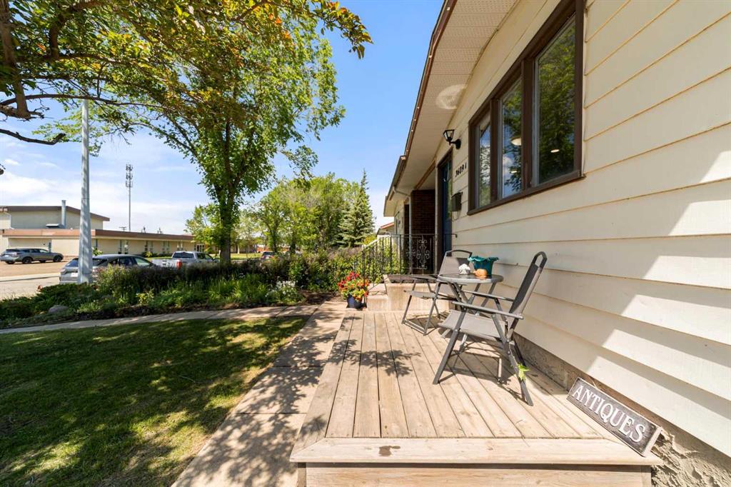 Picture for 3609 A 66a Street 