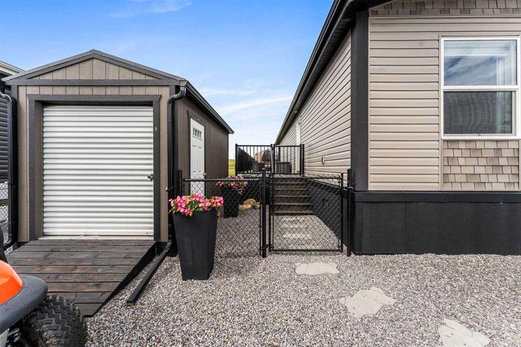 Picture for 143, 41019 Range Road 11  