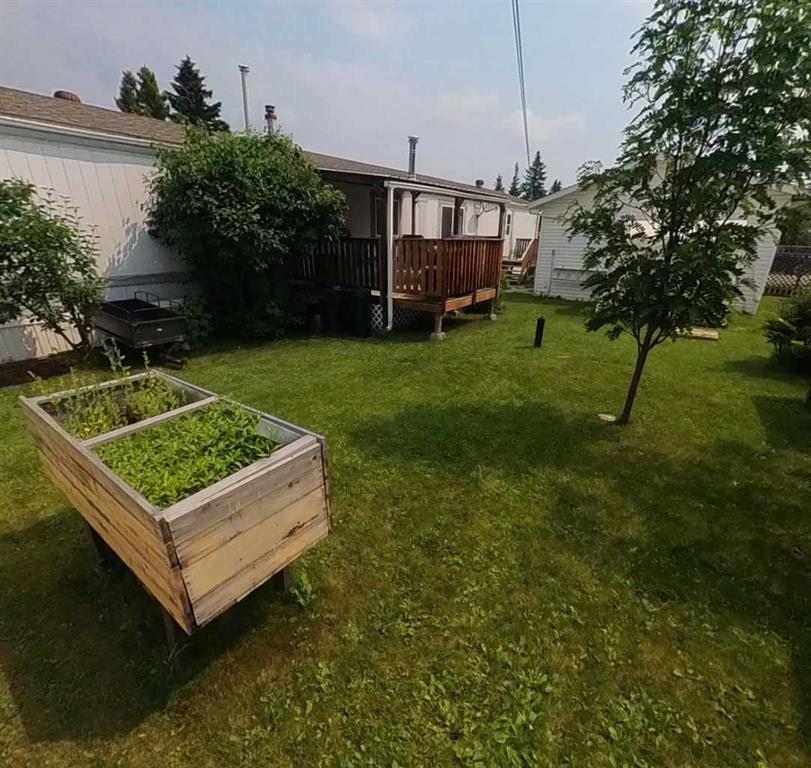 Picture for 27, 5211 55 Avenue 