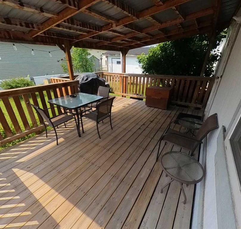 Picture for 27, 5211 55 Avenue 