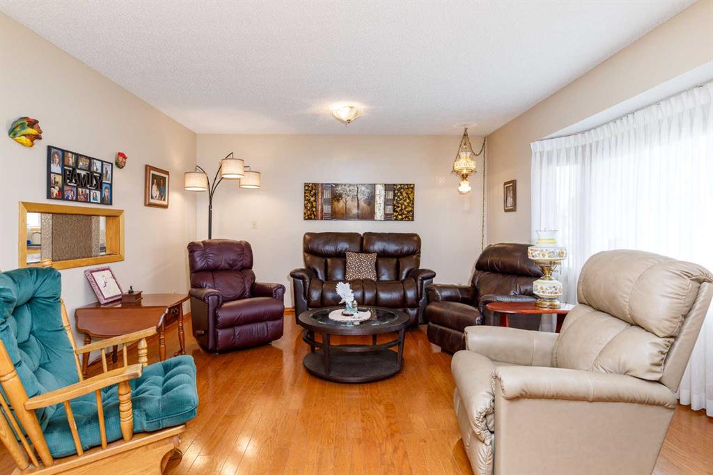 Picture for 88 McCullough  Cresent  
