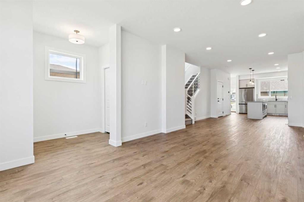 Picture for 49 Silverton Glen Way SW