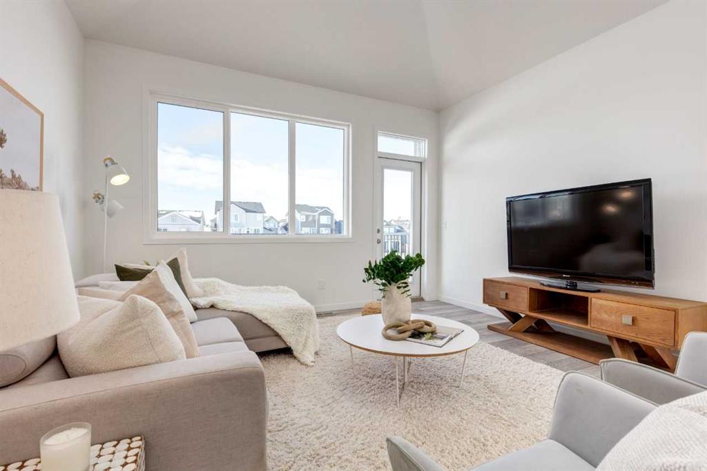 Picture for 406 Montrose Green SE