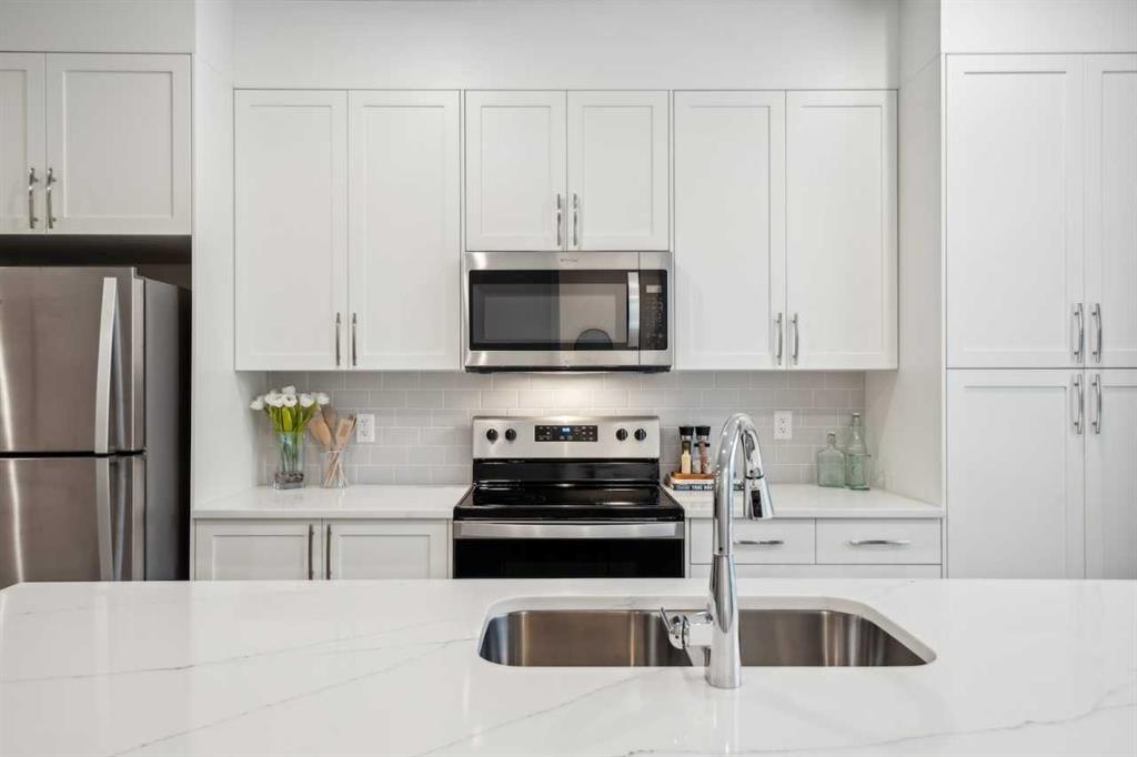 Picture for 501, 24 Park Street 