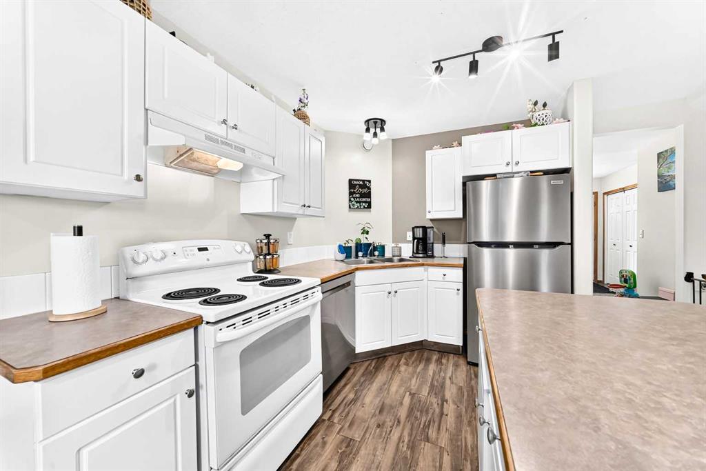 Picture for 25 Lakeview Close 
